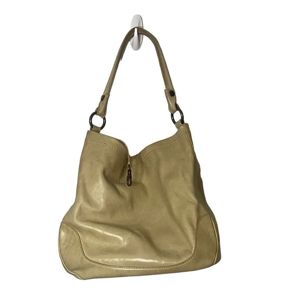 Frye Melissa Hobo Bag in Parchment